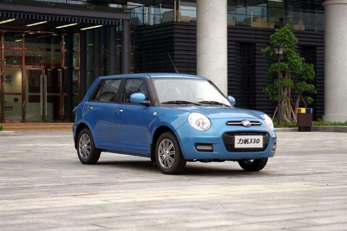 力帆,这个品牌在国内已经很少见到了,它的销量比奇瑞还差,但是到了