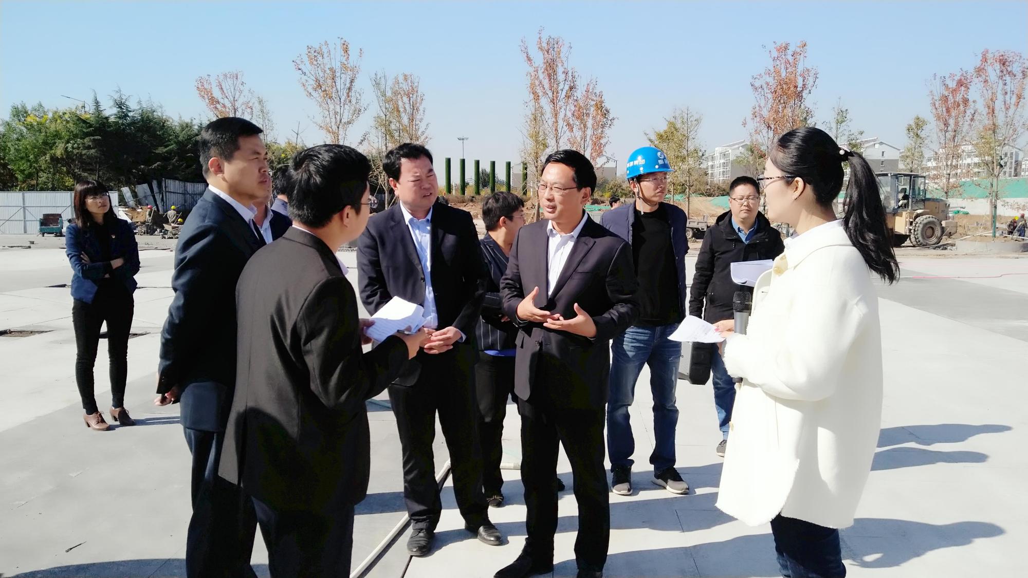 峡山区领导李华刚调度观摩点评筹备工作