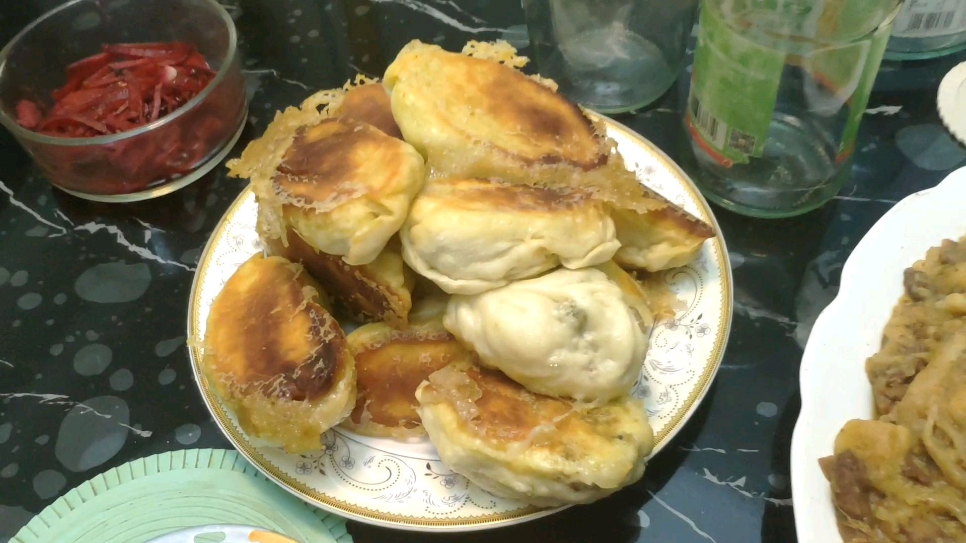 油煎包子真不错