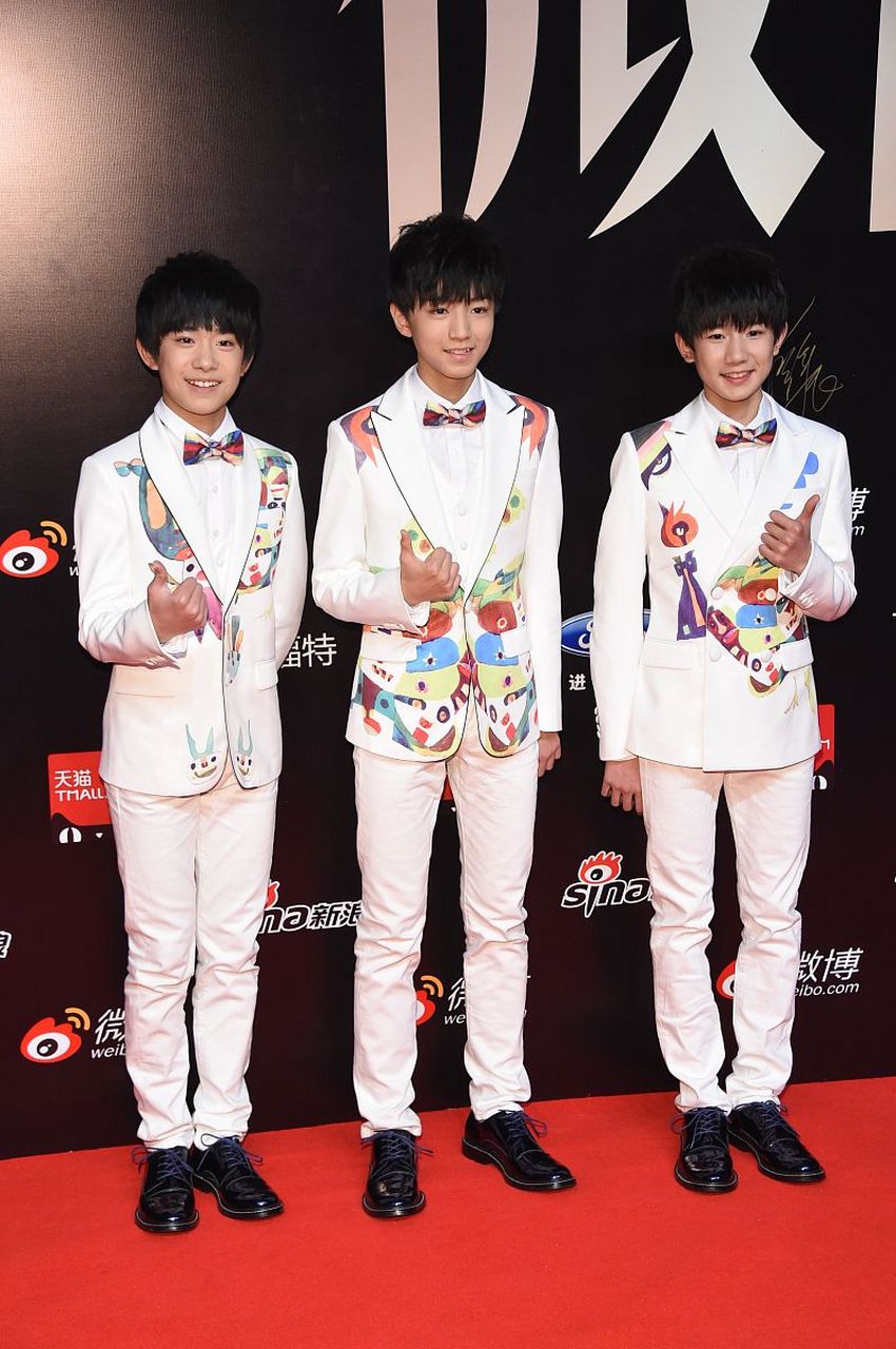 一场商业与粉丝情感之间的碰撞  tfboys,这个中国内地男子演唱组合,自