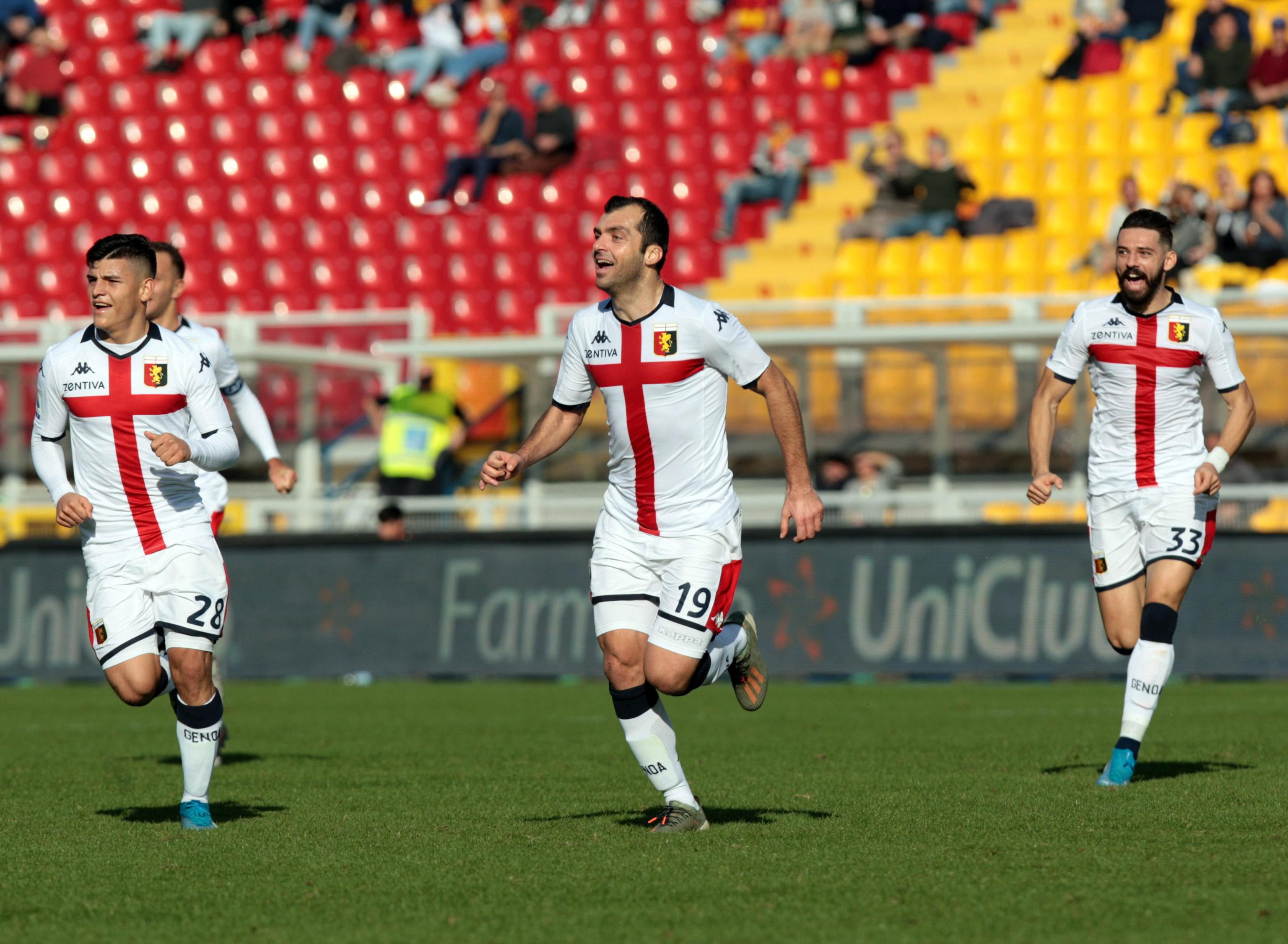 足球——意甲联赛:莱切战平热那亚(2)