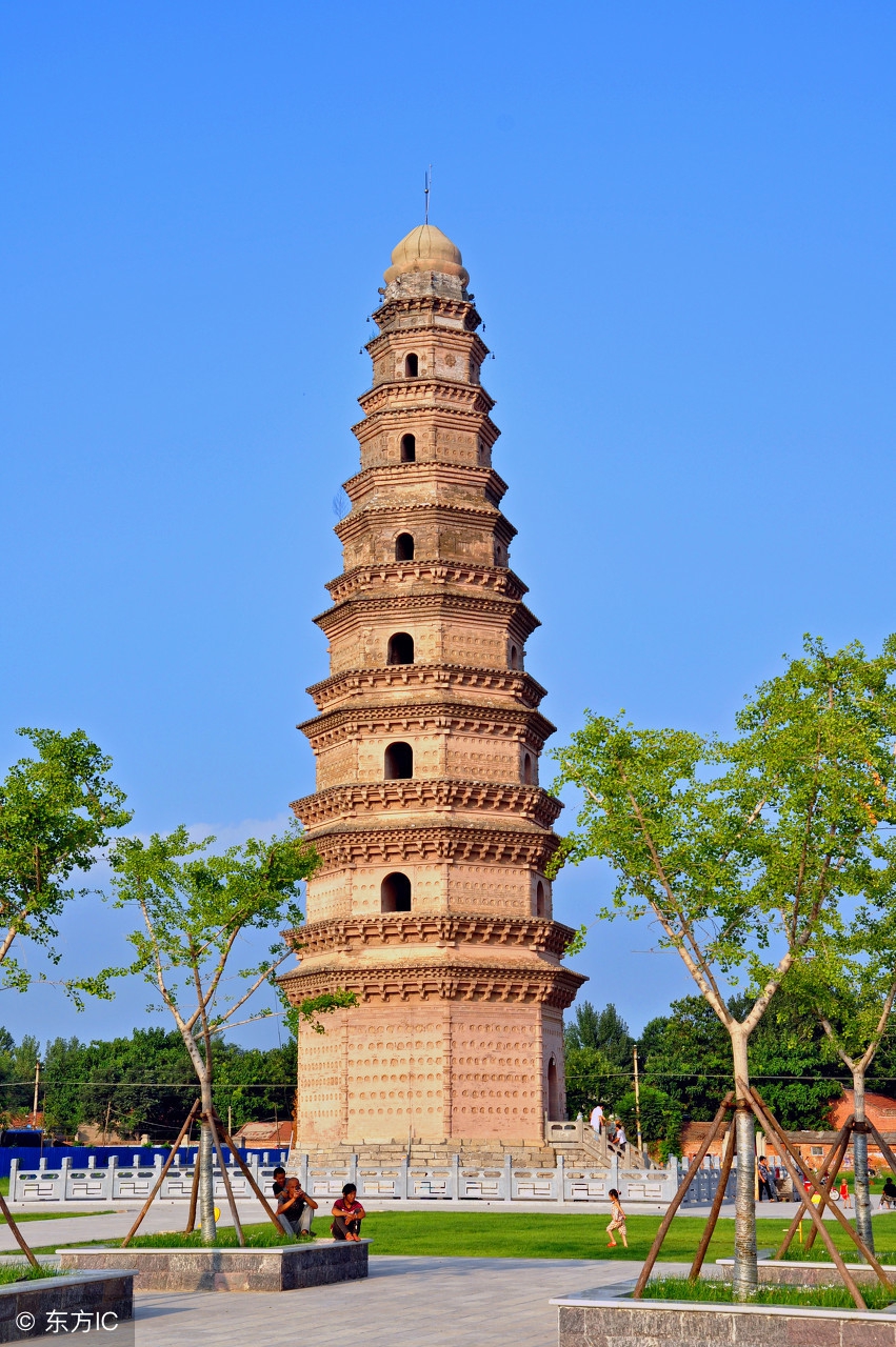 唐宋古塔嬗递范例——河南明福寺塔,为数不多的大型佛寺砖塔之一