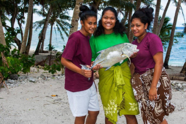 萨摩亚,位于太平洋南部,由萨瓦伊和乌波卢两个主岛及七个小岛组成.