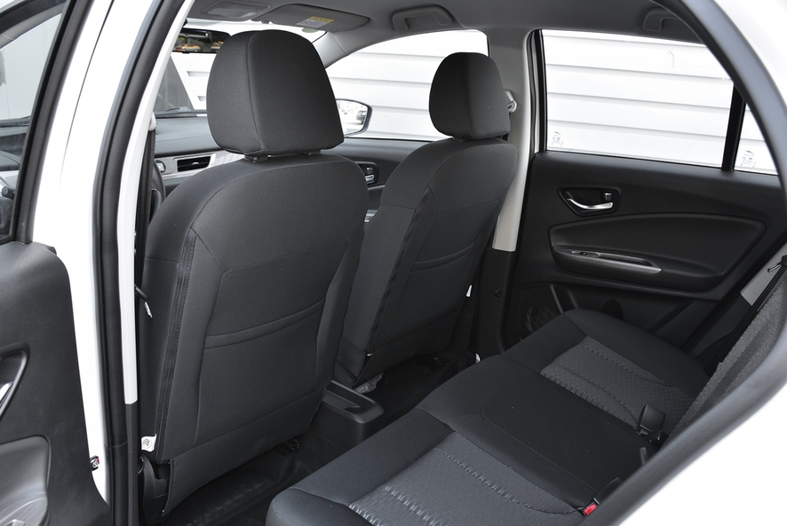 云度π1新能源,很不错的车型选择,适合年轻人驾驶