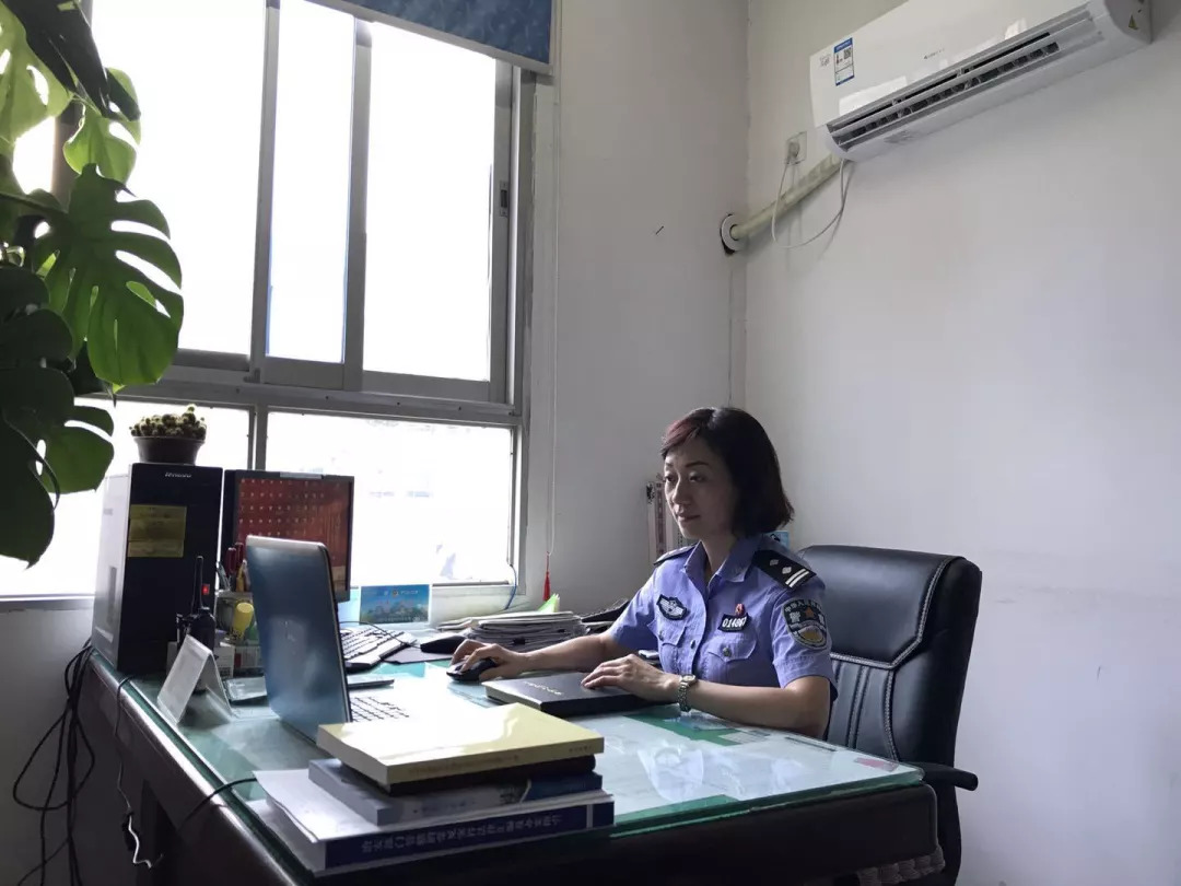 【政治建警】黄丽红:警营里的"女汉子,柔中带刚的女所长