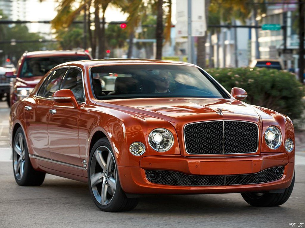 宾利慕尚6.8t极致版外观的图解与品读.