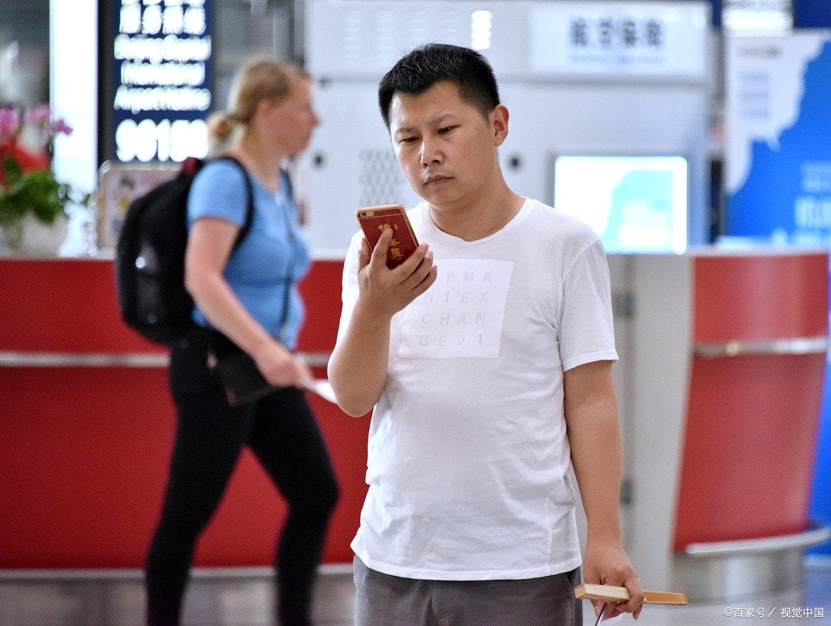 曹雲金砸掛式解釋,郭德綱對何雲偉客氣對自己兇,身高是主要原因