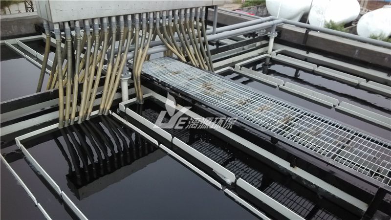 肉类加工污水主要来自肉类的淋洗,屠宰,副食品加工,洗油,油脂加工等.