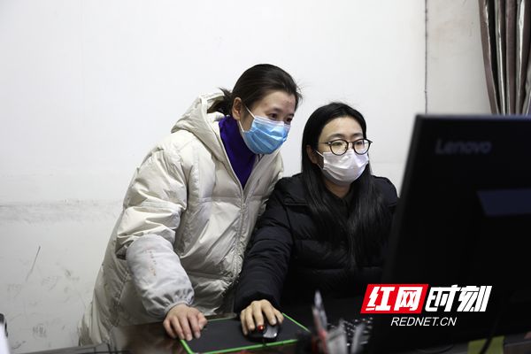 县级融媒体中心记者在行动丨娄星区融媒体中心:"硬核"出击 战"疫"有我