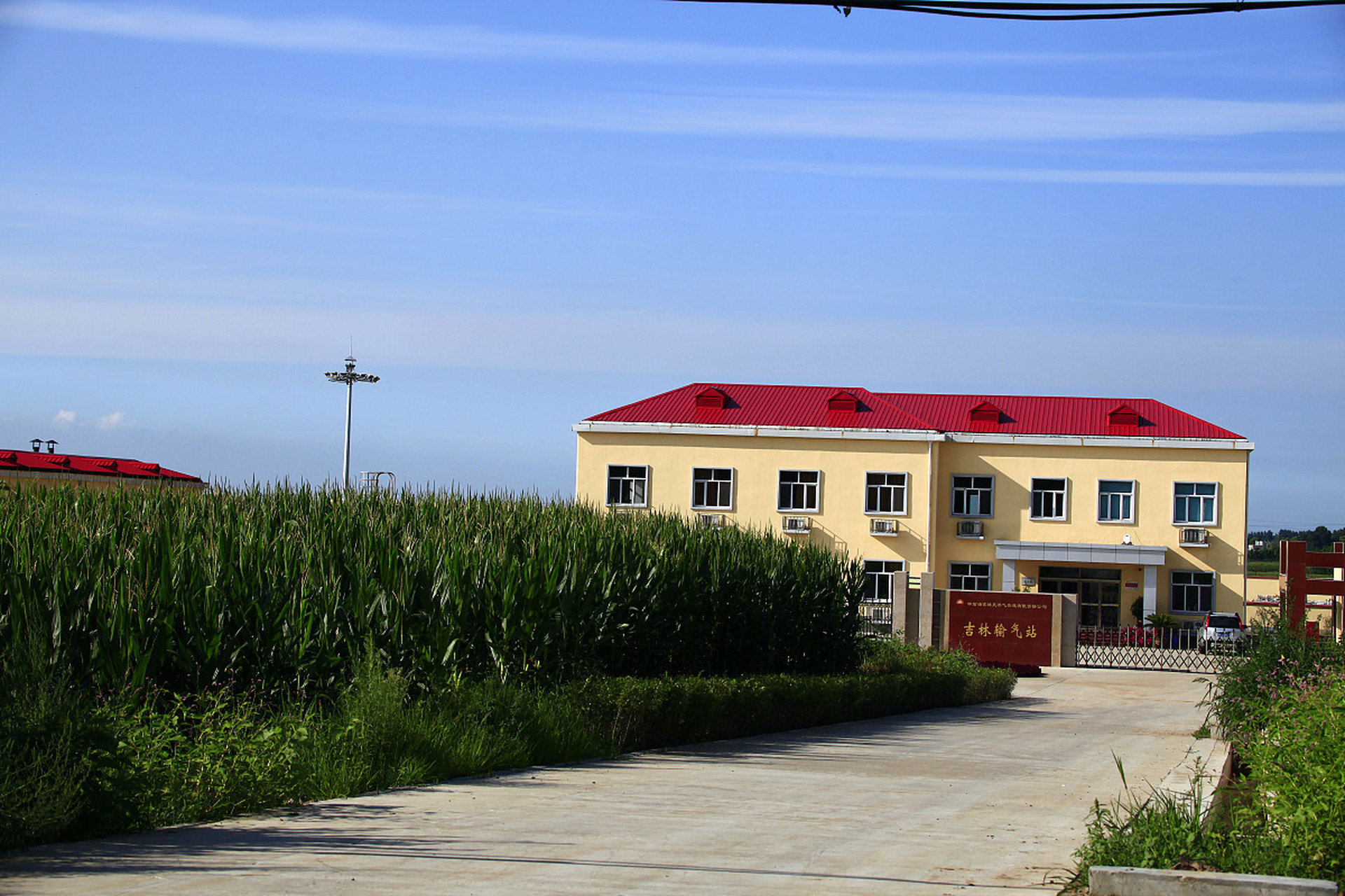 我要带大家一同探索一个位于三江平原东部的神秘之地——八五三农场