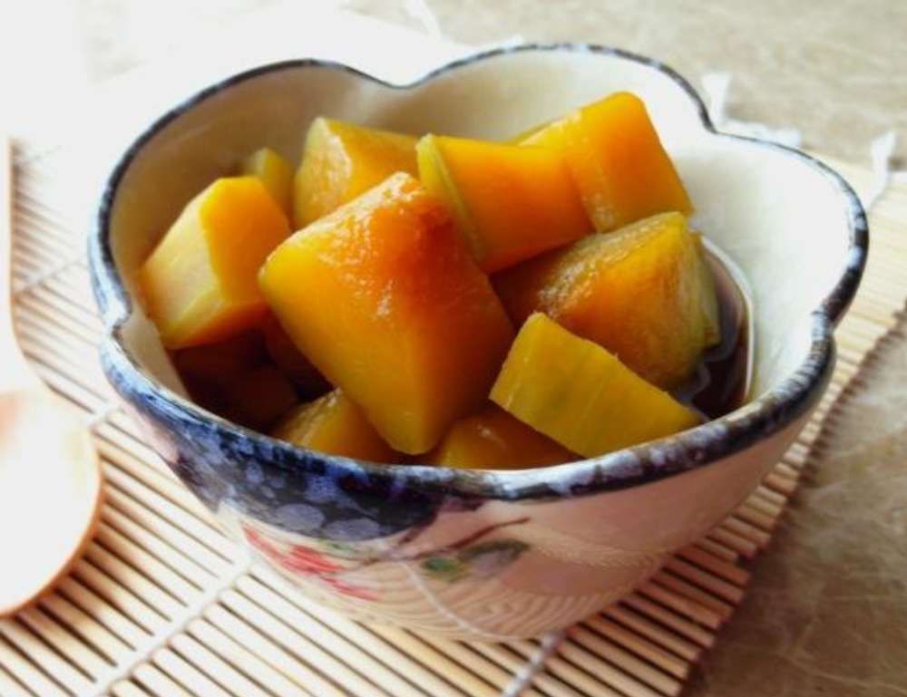 一碗煮南瓜南瓜就这样用清水煮出来,也是如此的美味