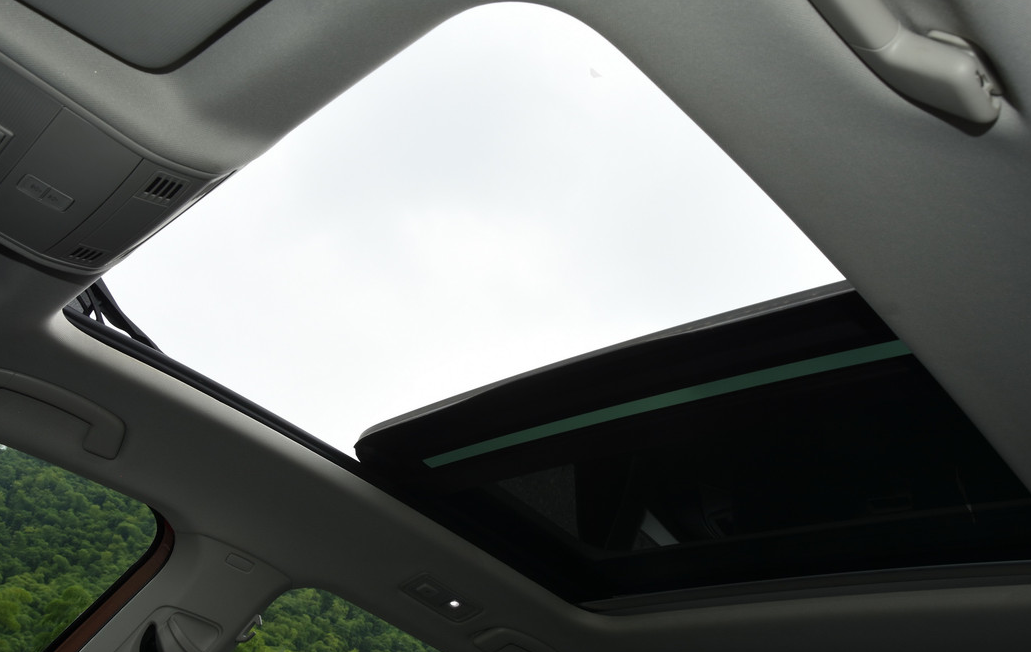 这台朗逸真不错,简约大气,是你的不二选择