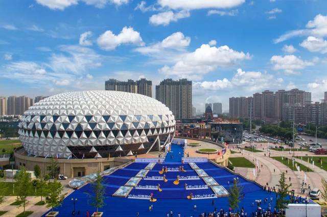 在濮阳这座杂技之乡,水秀国际杂技大剧院定会让你印象深刻!