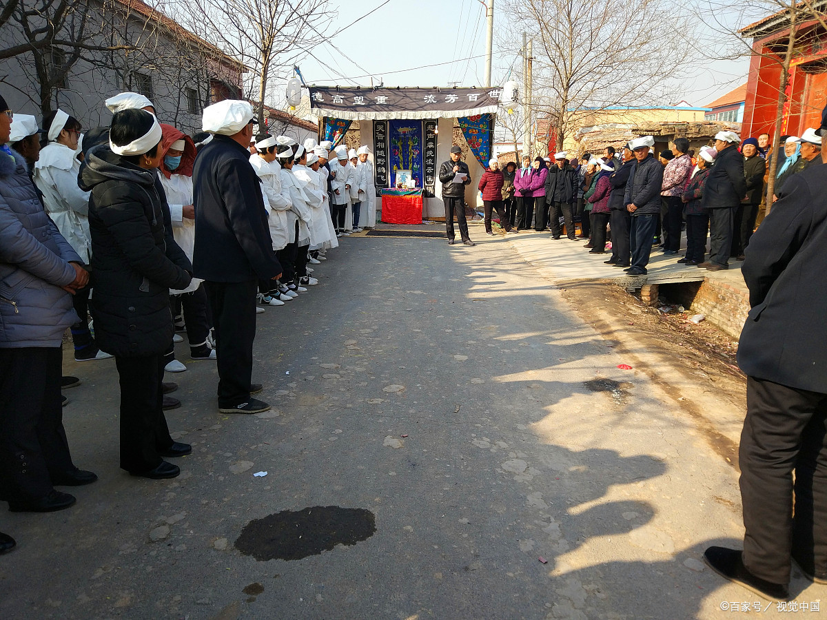 冬季白事增多,白事"新怪象"成为负担,农民:不让别人说嫌话