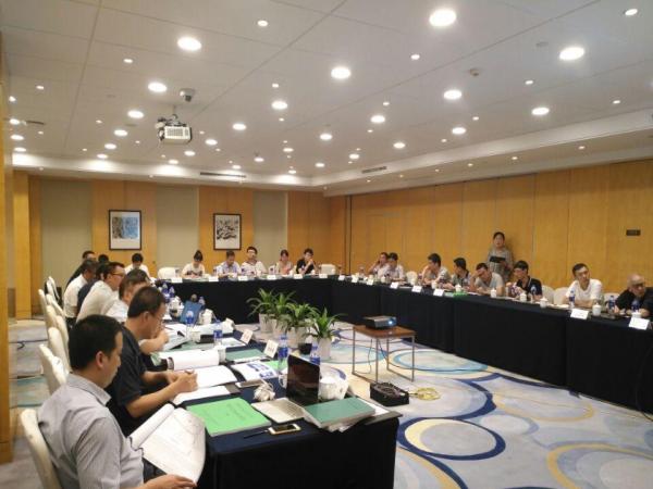 杭州湾跨海大桥余慈中心连接线及合建项目通过预可行性评审