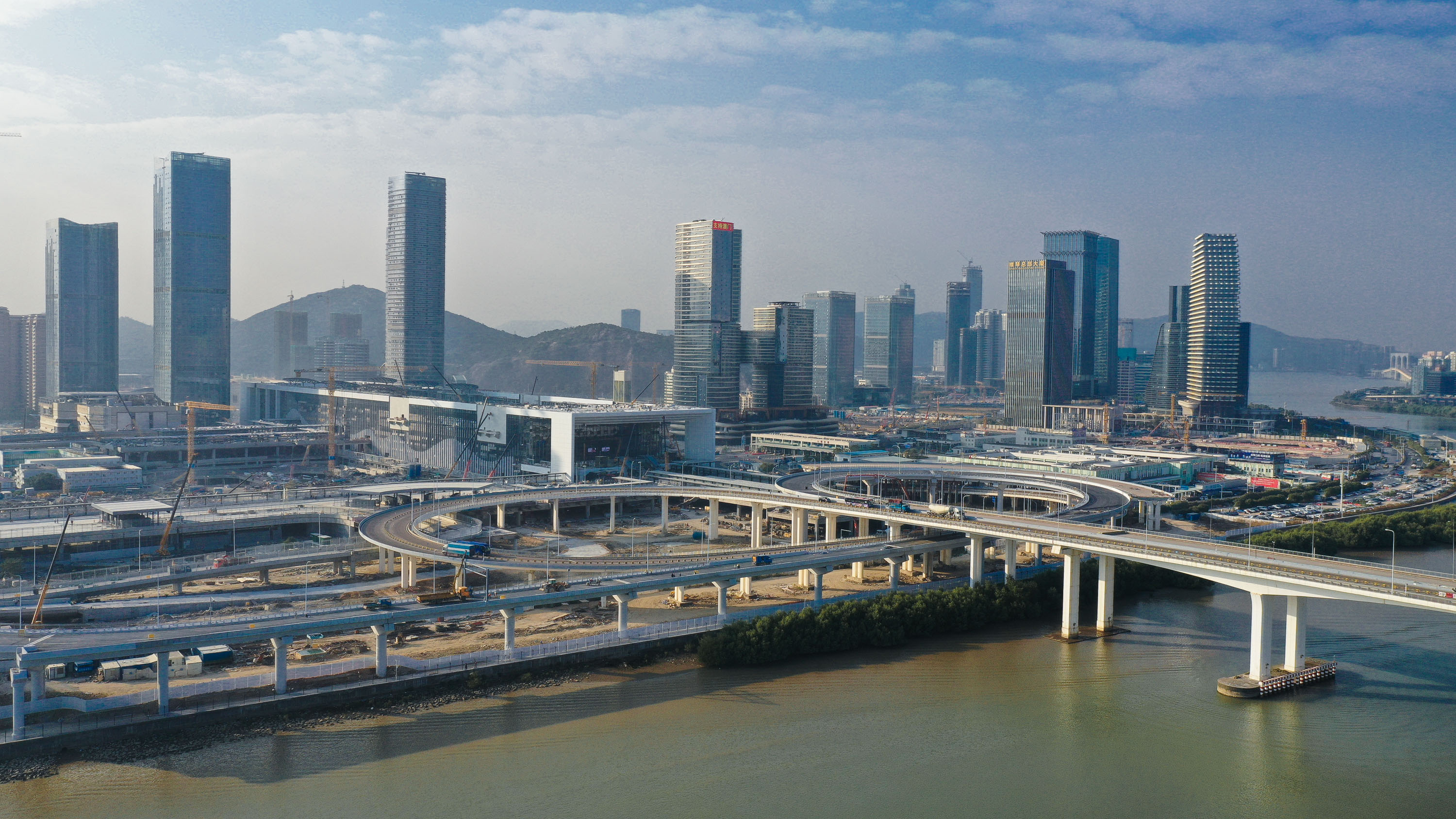 "超级口岸"来了:横琴口岸的"一国两制"新实践