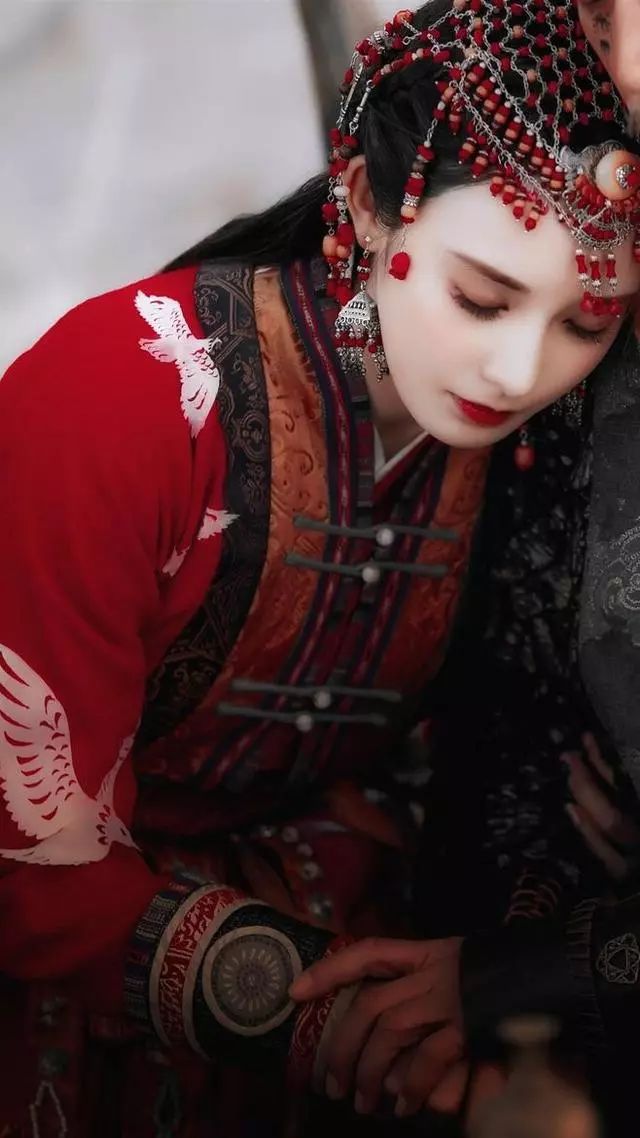 盘点最近热播的古装剧中的古装美女,每一幅都可以拿来