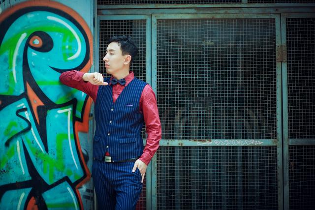 青年歌手李星雨一首《秋天》再引民谣风潮