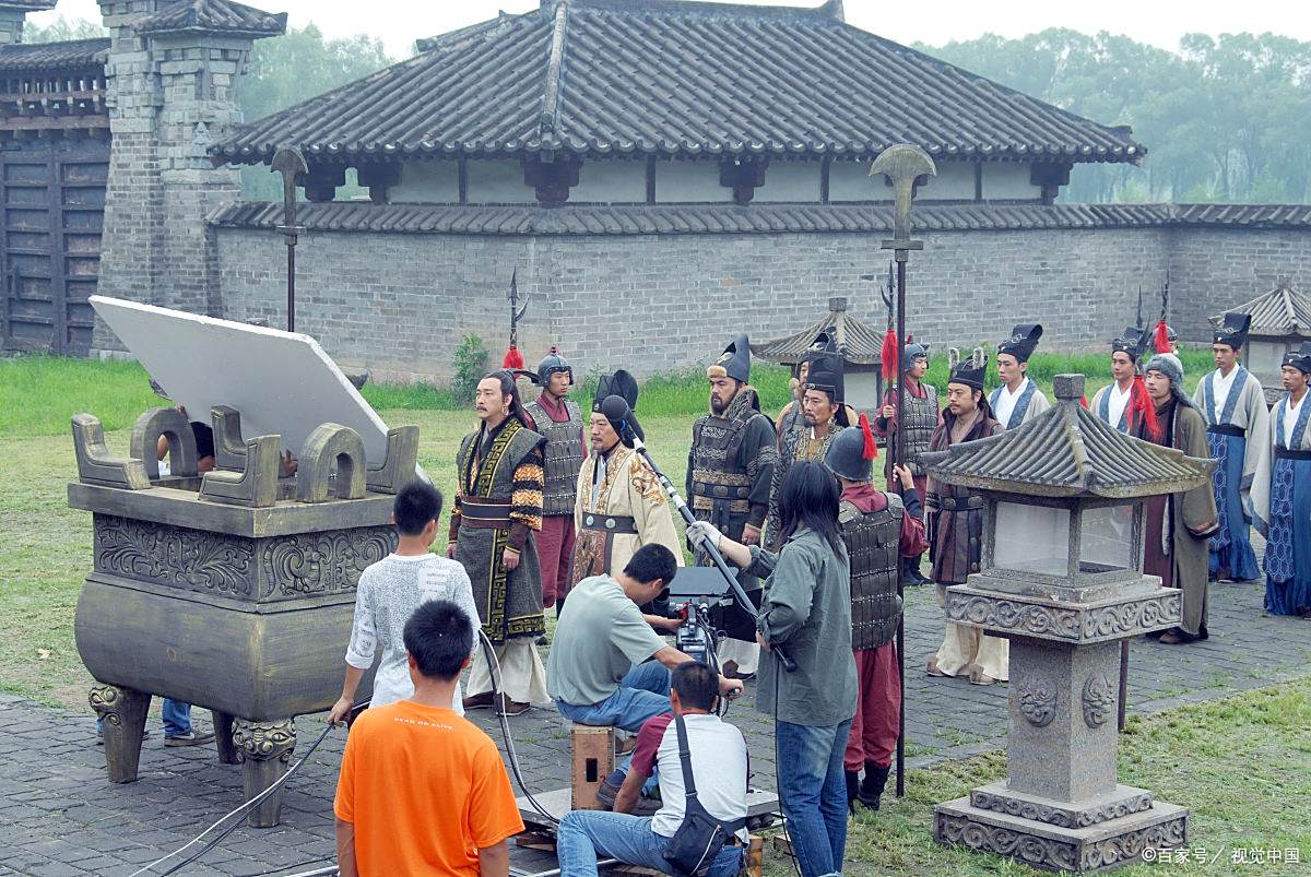 提升演技,选好的剧本让内娱卷起来了,粉丝普遍对杨超越期待已久