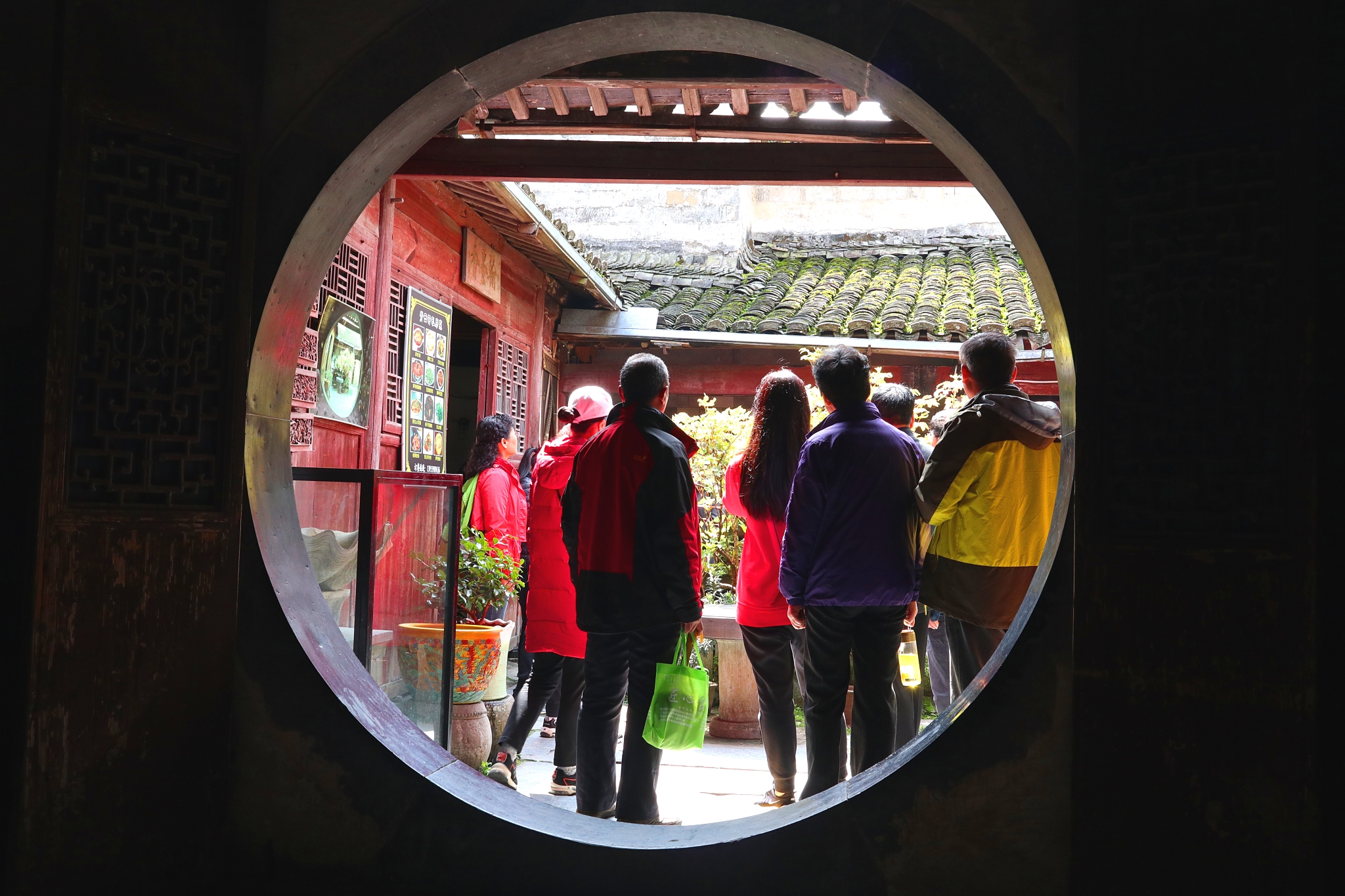 古村唯一禁止拍照的地方,西递有座"笃敬堂"