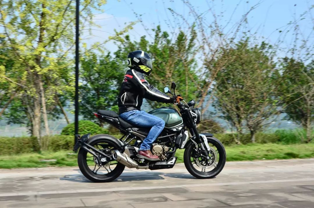 国产复古车,兼具复古感和科技感,续航500公里,1.79万