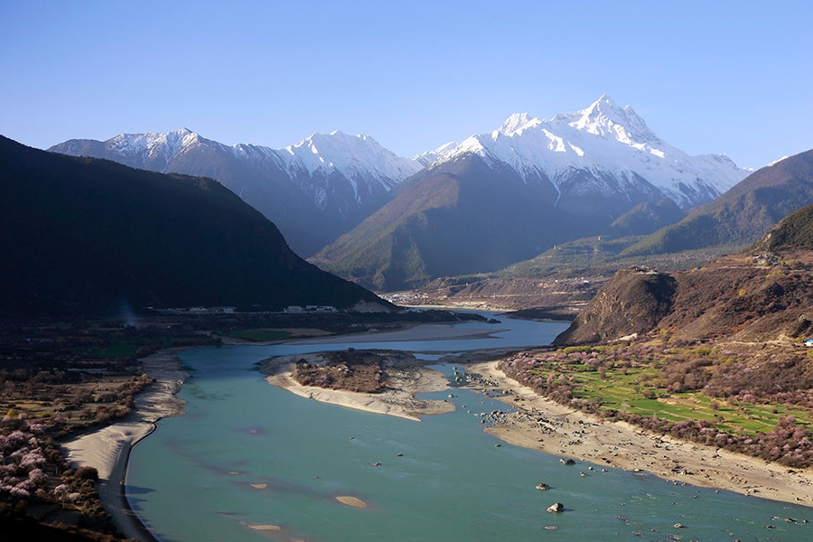 目前印度每年用了多少雅鲁藏布江水来灌溉?