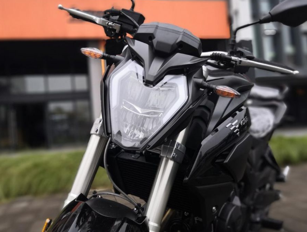 国产大排街车,隆鑫无极500r上市,采用双缸引擎马力高达47匹!