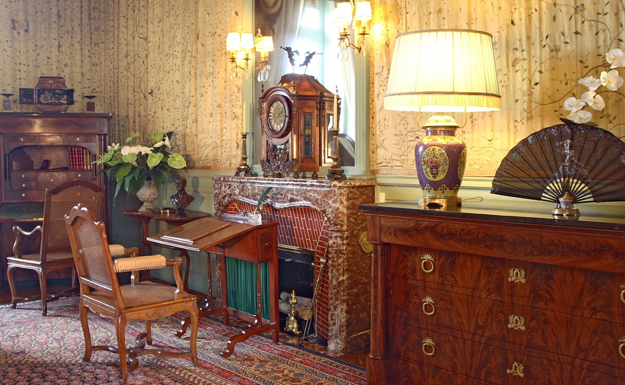 复古风格装修是一种追求历史感和怀旧感的装修风格,它通过运用传统的