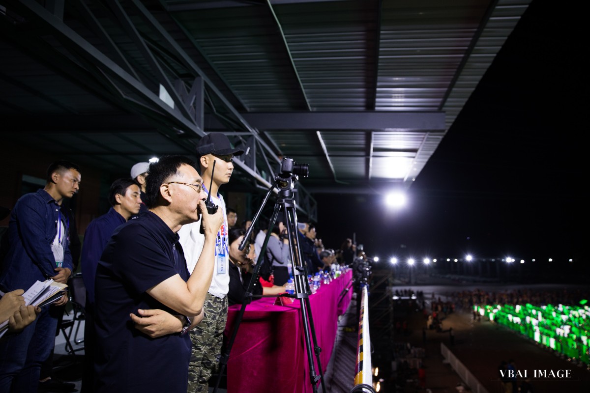 专访联欢活动执行总导演甲丁:广场交给人民群众