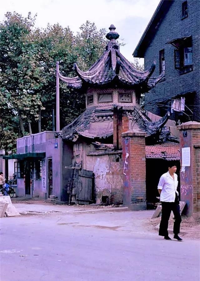 80年代前后南京老照片,带你见证30年来南京翻天覆地的变化