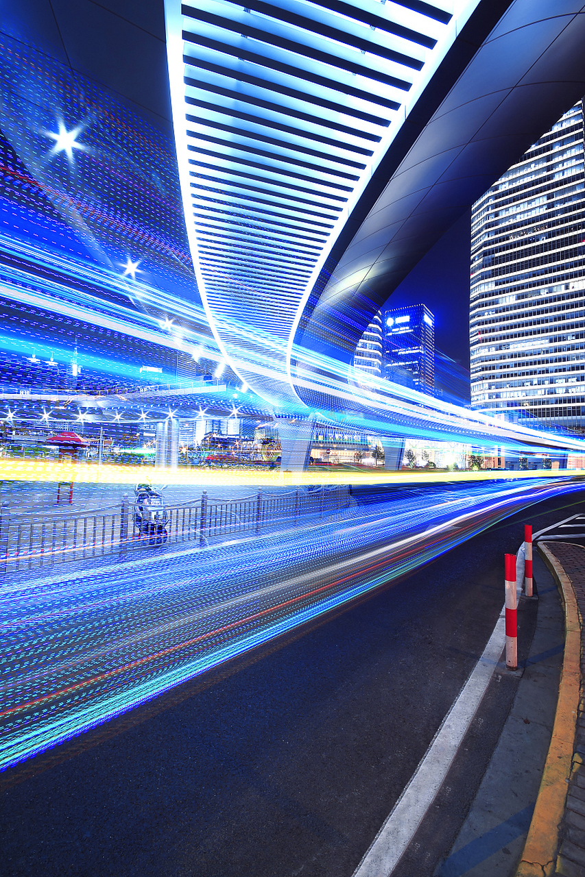 [原文:光轨入门:拍摄夜晚车流光.