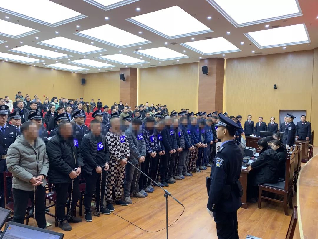 被告人吴建伟数罪并罚,获刑25年!菏泽首例涉黑案件公开宣判!