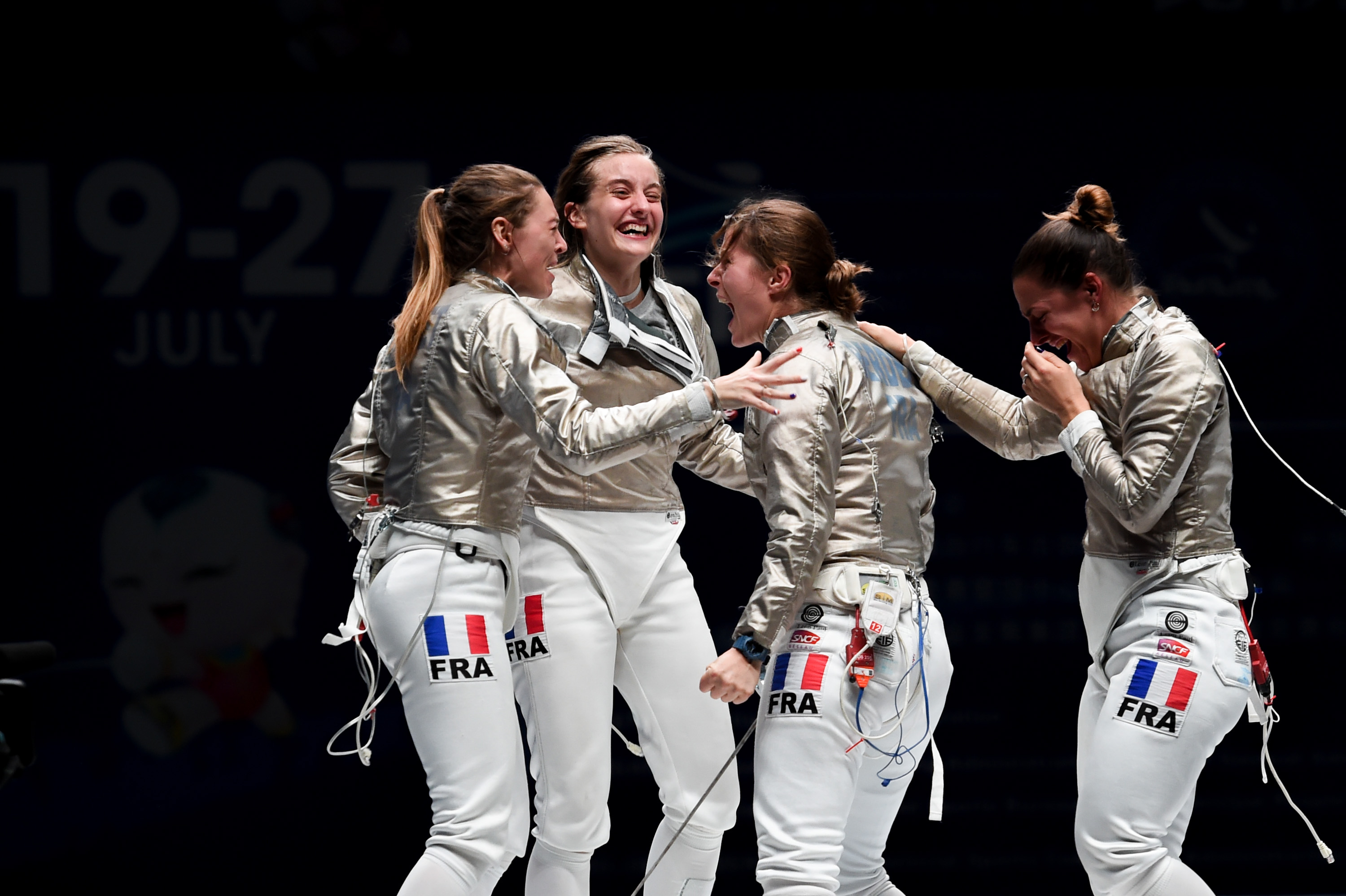 击剑——世锦赛:法国队夺得女子佩剑团体冠军(17)