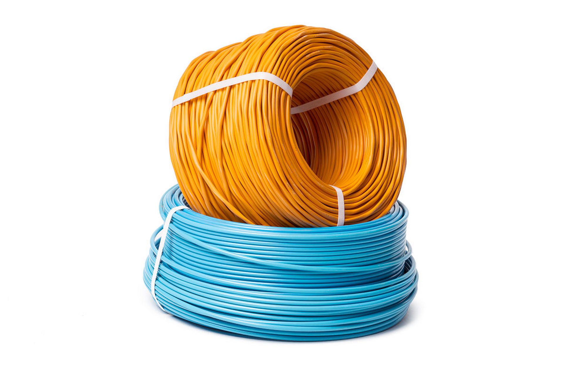 wdz-byj电线是一种高性能电气线路材料,采用交联聚乙烯绝缘,具有优异