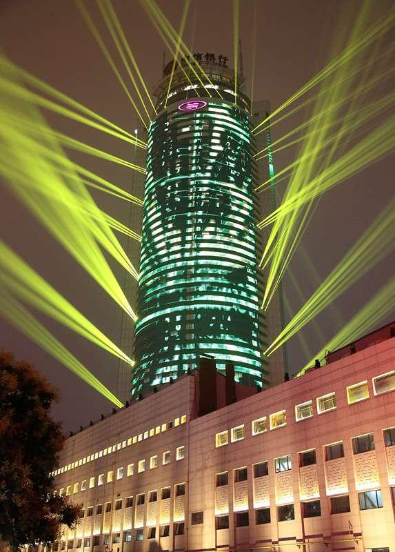 陕投集团金信国际大厦夜景亮化项目"炫舞长安"