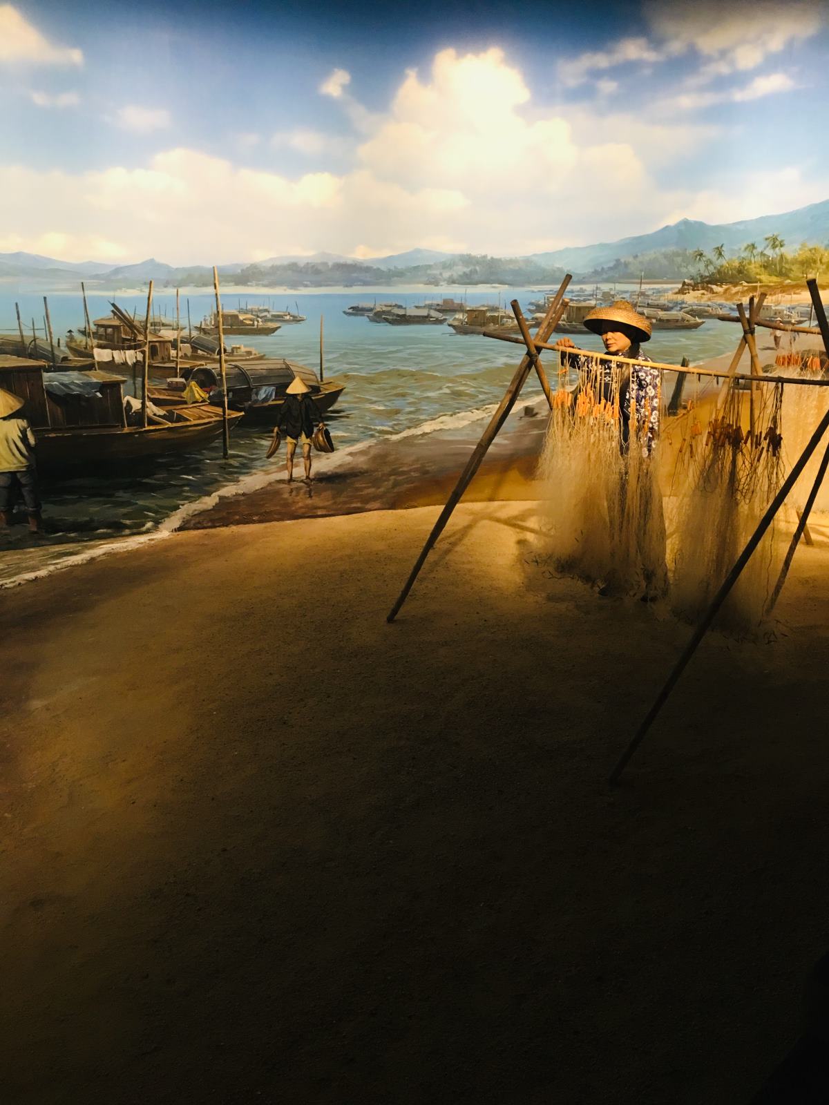 近现代以来的中国沿海居民的生活场景模型图