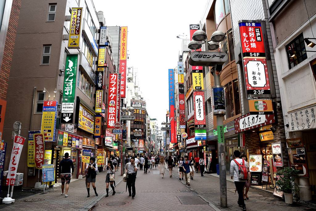 世界地名有北京,东京和南京,为何没有西京?两个细节揭示了谜底