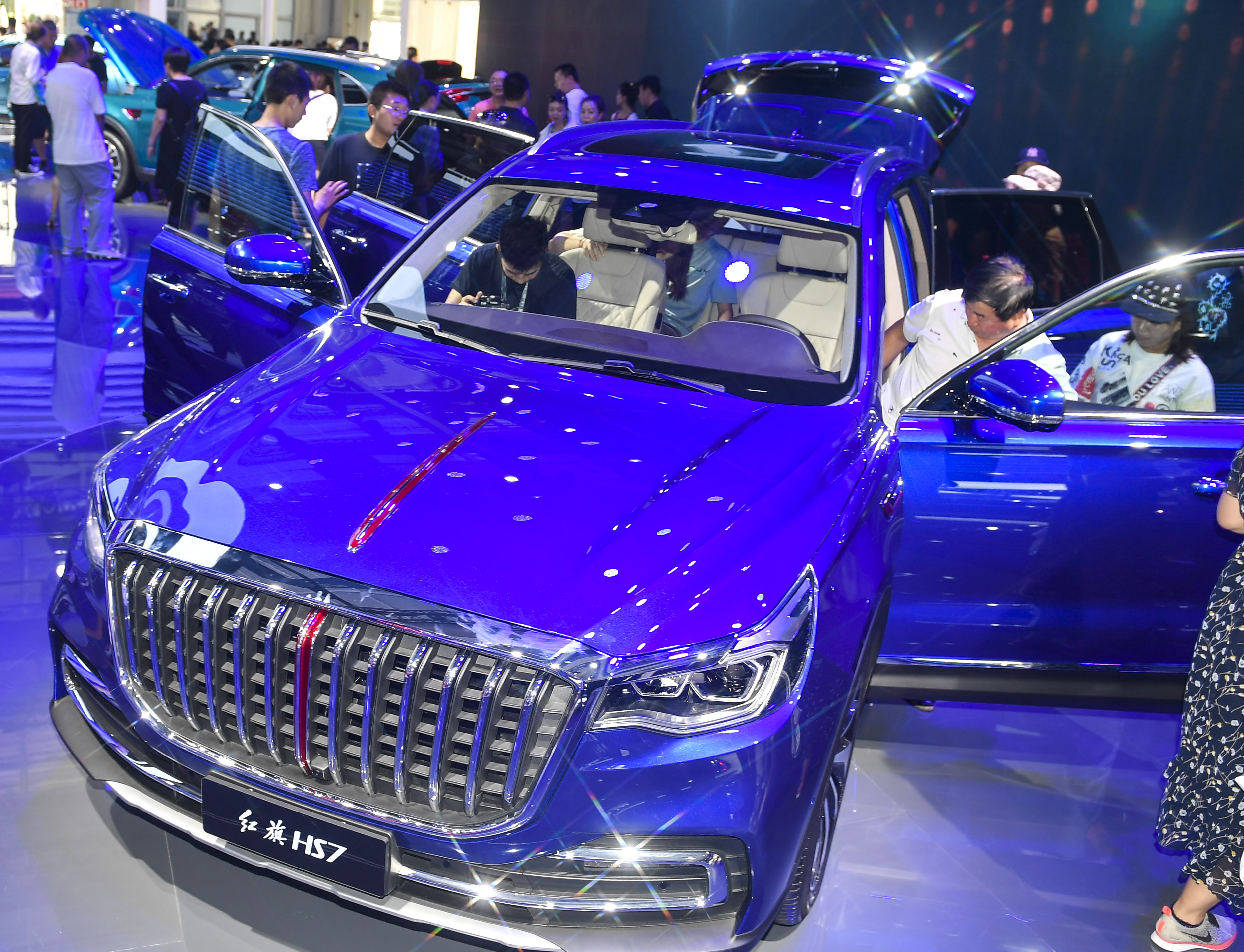 新华社照片,长春,2019年7月15日    一汽集团携61款车型亮相长春汽博