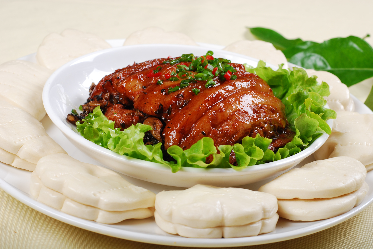 避风塘炒虾:在很多人心里,避风塘系列似乎成了粤式茶楼的招牌经典菜式