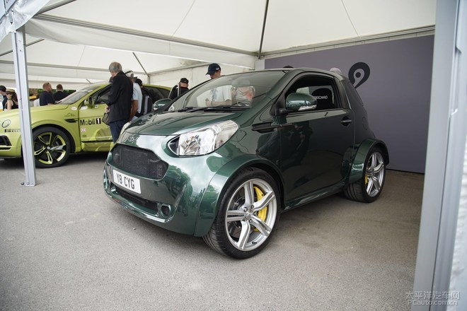 阿斯顿·马丁cygnet v8版本 小身材大风骚