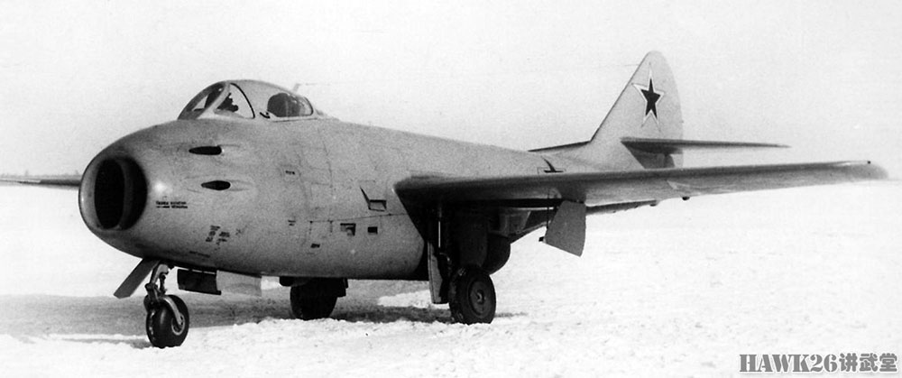 图说:米格-9战斗机 中国人民解放军的第一种喷气式飞机