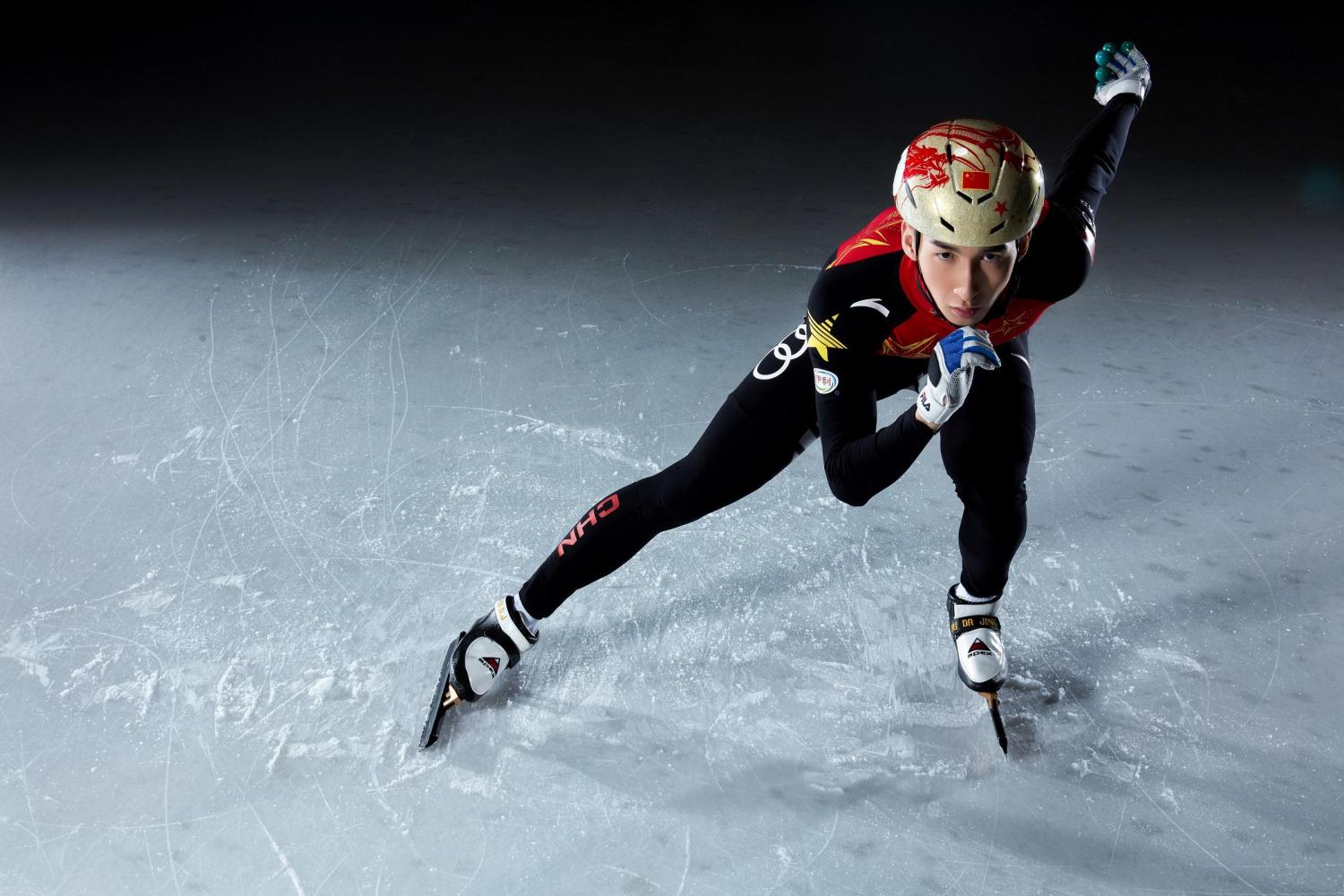 短跑道速度滑冰图片