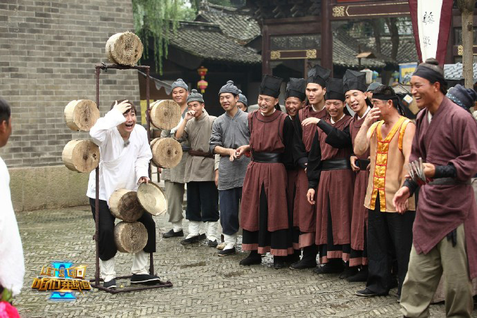 张国立的良心综艺《咱们穿越吧》,真诚历史带来的感动