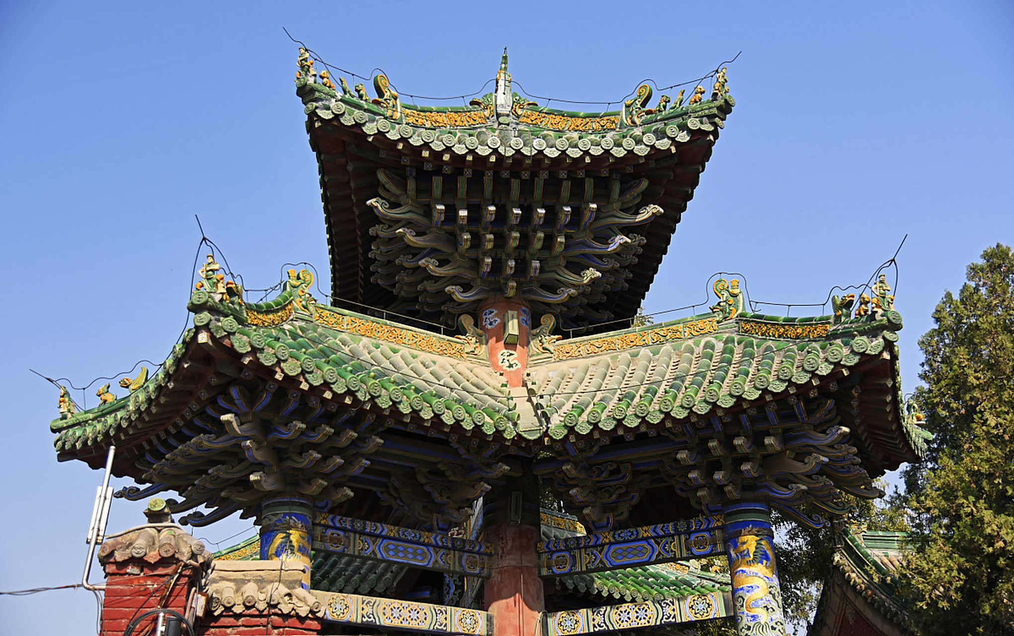 亦被尊称为宋岳忠武王庙,精忠庙,坐落在河南省安阳市汤阴县岳庙街86号