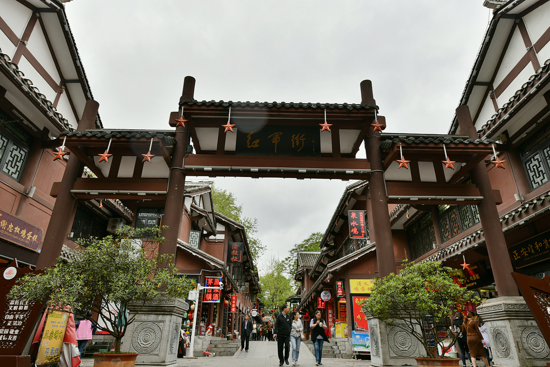 贵州傩城古镇是一个充满历史和民族文化的地方.