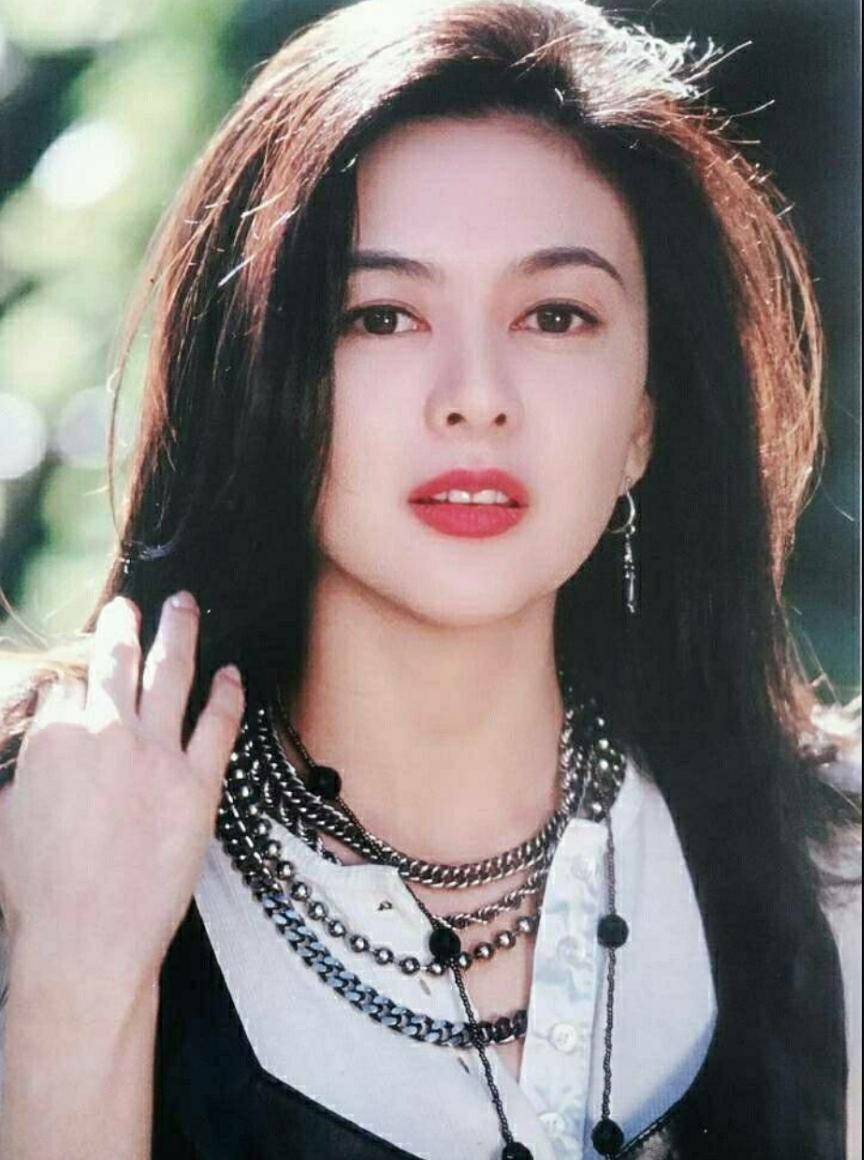 七十年代的妆容:没有磨皮和美颜,真正的复古妆,依旧美得心动!