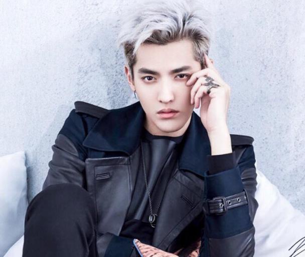 林允当中大胆表白吴亦凡,可吴亦凡却早就有心上人!