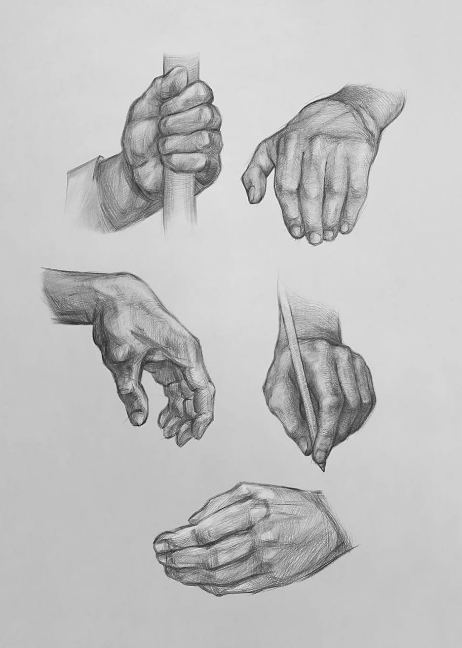 素描如何画手以及画手的技巧 素描画手需要掌握一定的技巧,以下是一些
