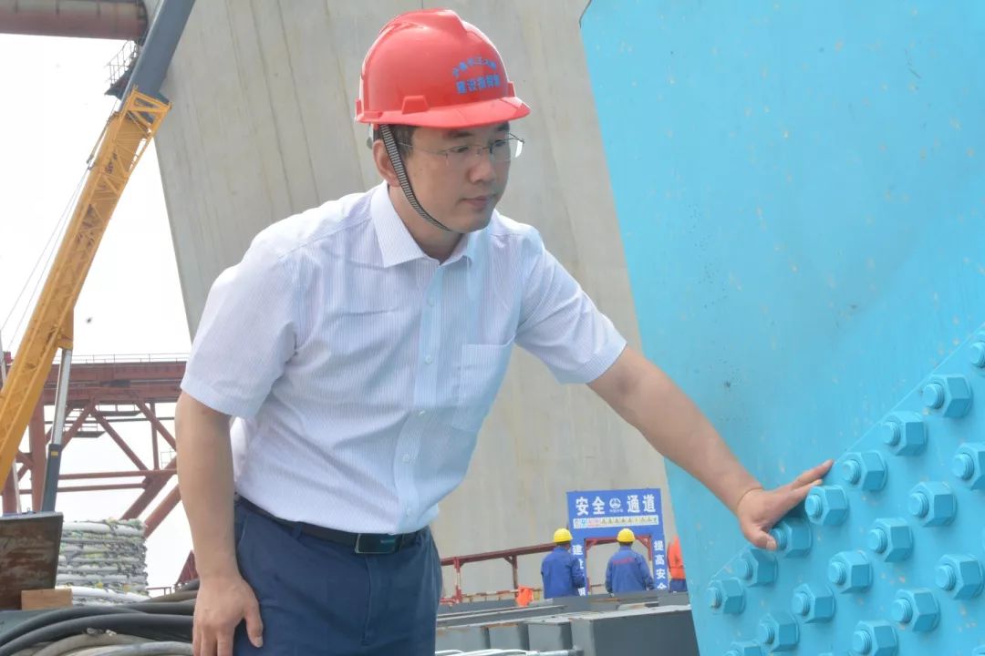 新时代·铁路榜样︱闫志刚:爱上桥梁,成就光荣与梦想