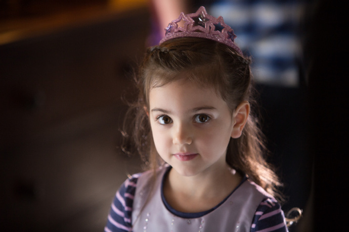 《蚁人2:黄蜂女现身》中饰演蚁人斯科特·朗的女儿凯